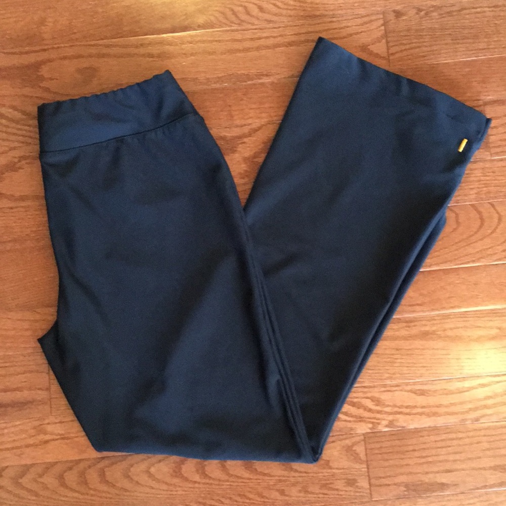 Lucy Everyday High-Rise pants